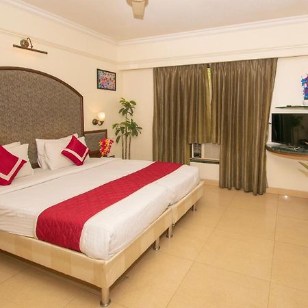 Octave Bund Garden Hotel Pune Eksteriør billede